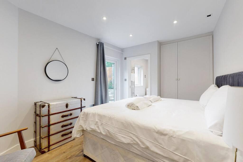 Elegant 2Bed Flat 10Min To Wimbledon Tennis Courts Londyn Zewnętrze zdjęcie